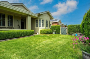 'Micah House' A Central Mudgee Art Deco Hideaway, Mudgee